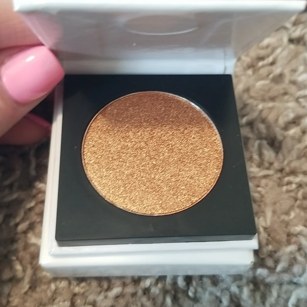 Makeup bundle